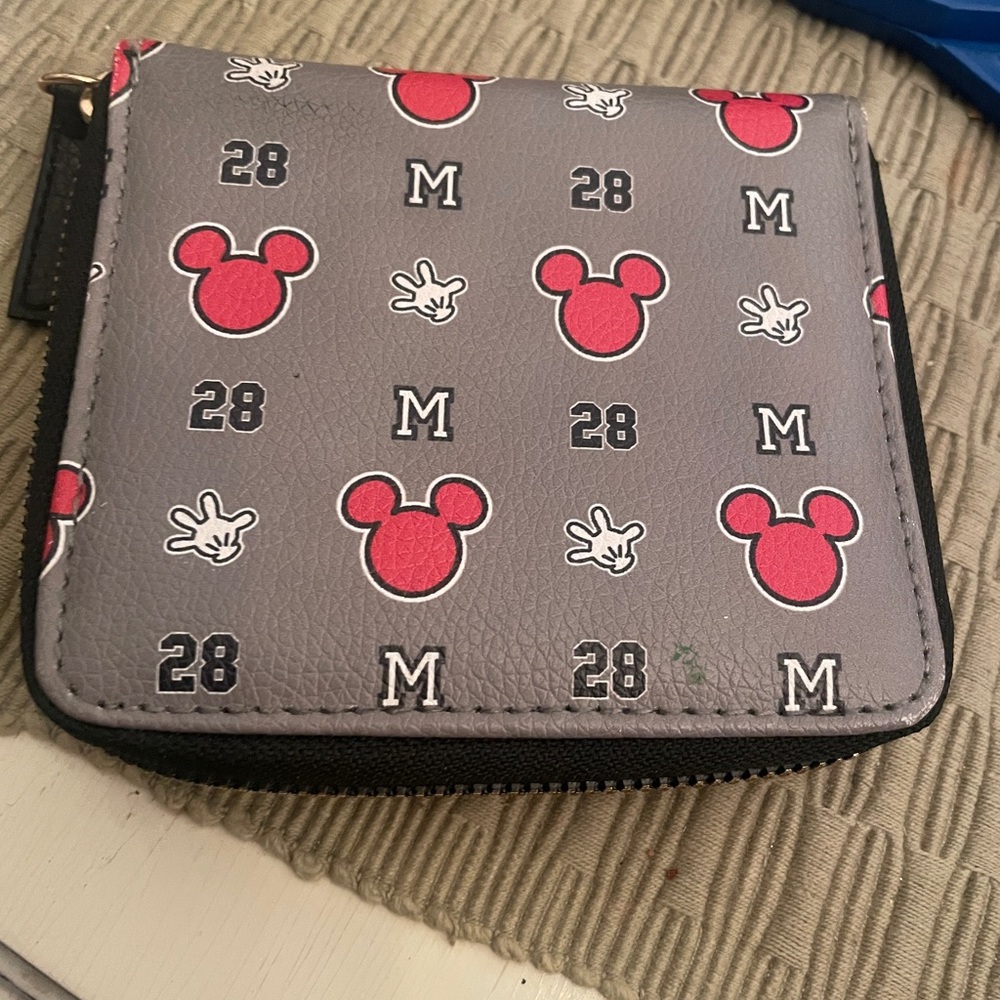Disney Mickey Mouse M 28 Folding Clutch/Wallet ~ NEW